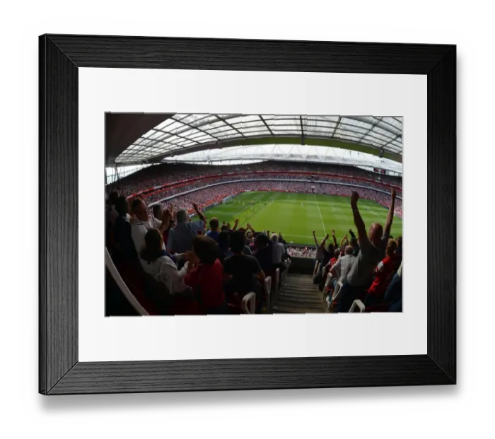 Framed Print : Arsenal's Triumph: Unforgettable 6-1 Victory Over Southampton in the Premier League Framed Print : Arsenal's Triumph: Unforgettable 6-1 Victory Over Southampton in the Premier League