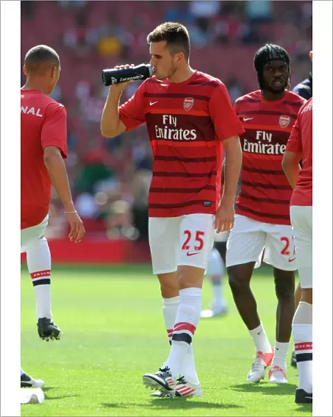Arsenal's Carl Jenkinson Shines in 6-1 Victory over Southampton in the Barclays Premier League
