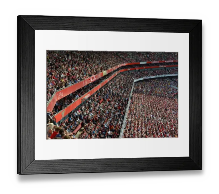 Framed Print : Arsenal's Dominant Display: 6-1 Victory Over Southampton in Premier League Framed Print : Arsenal's Dominant Display: 6-1 Victory Over Southampton in Premier League