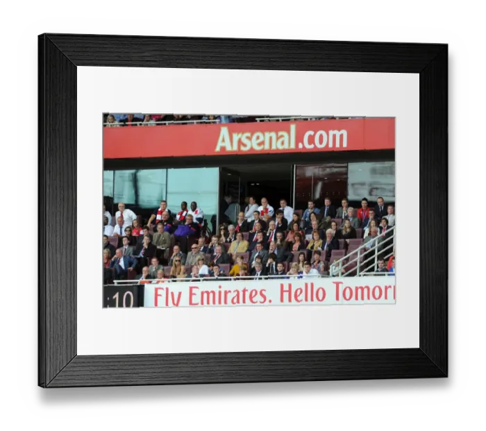 Framed Print : Paralympians in the Directors Box. Arsenal 6: 1 Southampton. Barclays Premier League