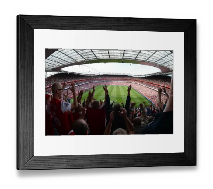 Framed Print : Arsenal's Glory: 6-1 Thrashing of Southampton in the Premier League Framed Print : Arsenal's Glory: 6-1 Thrashing of Southampton in the Premier League
