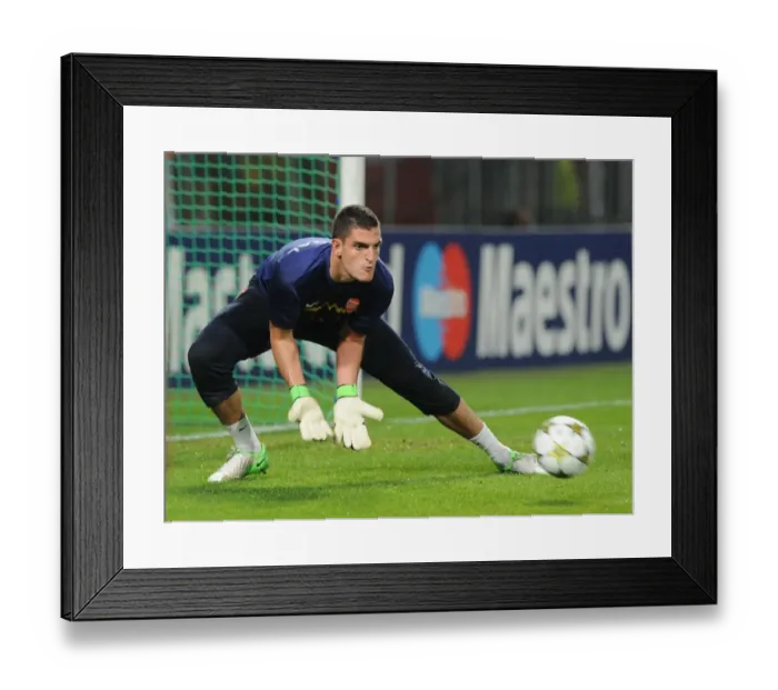 Framed Print : Vito Mannone: Arsenal's Fortress in Montpellier - 2012 Champions League Showdown