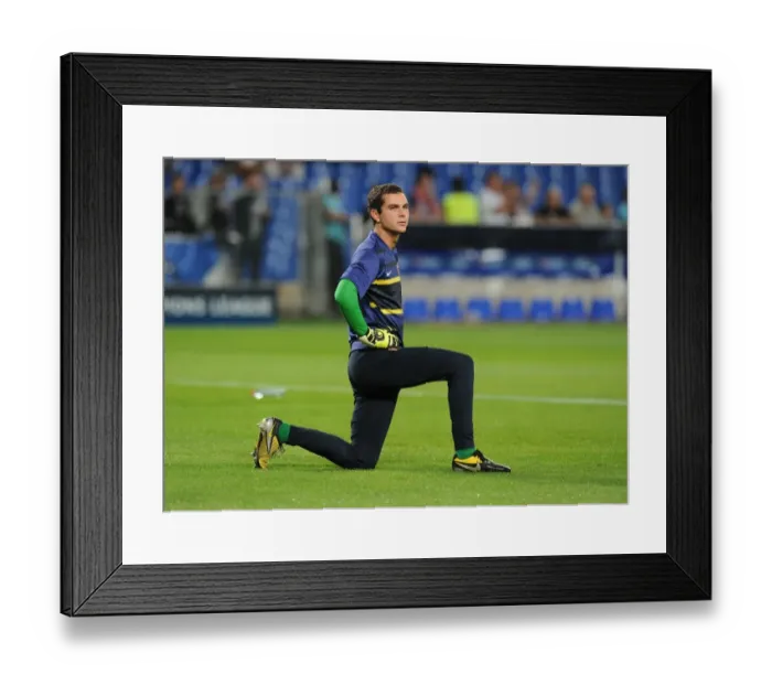 Framed Print : Arsenal's James Shea: Pre-Match Focus at Montpellier, 2012