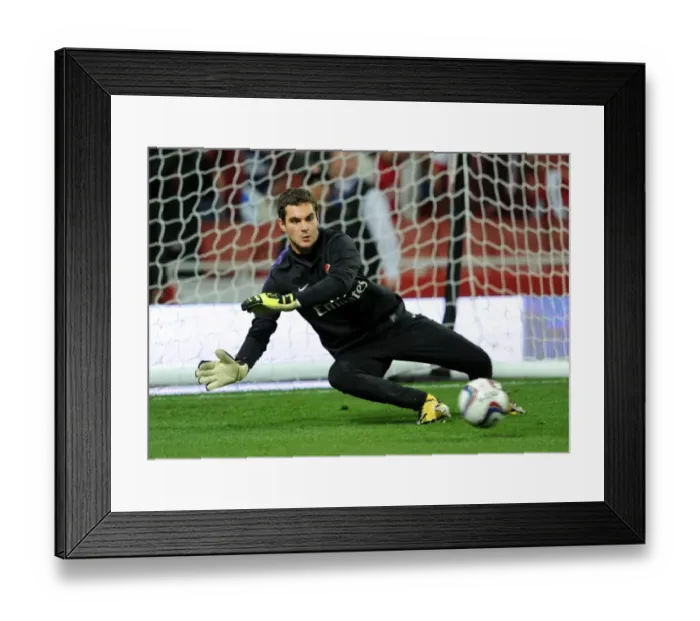 Framed Print : Arsenal's James Shea Shines in 6-1 Capital One League Cup Victory over Coventry City at Emirates Stadium