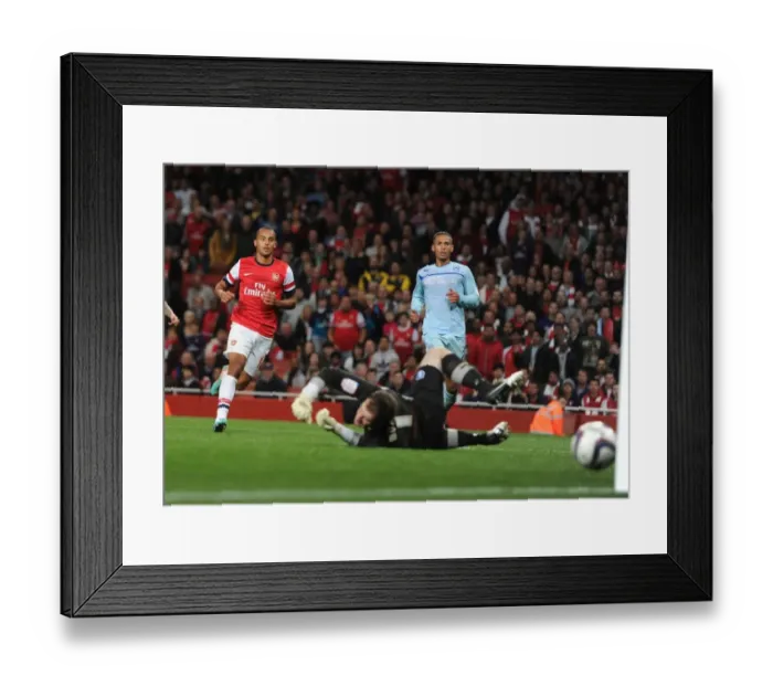 Framed Print : Arsenal's Theo Walcott Scores Brace in Capital One Cup Victory over Coventry City