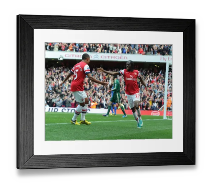 Framed Print : Arsenal's Gervinho and Oxlade-Chamberlain Celebrate Goal Against Chelsea (2012-13) Framed Print : Arsenal's Gervinho and Oxlade-Chamberlain Celebrate Goal Against Chelsea (2012-13)