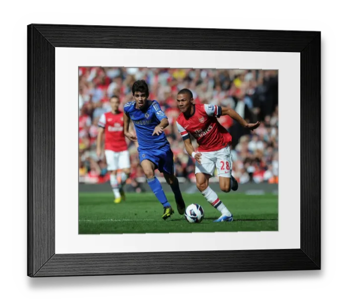 Framed Print : Arsenal vs. Chelsea: Clash of Stars - Kieran Gibbs vs. Oscar (2012-13)