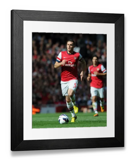 Framed Print : Thomas Vermaelen: In Action for Arsenal Against Chelsea, Premier League 2012-13 Framed Print : Thomas Vermaelen: In Action for Arsenal Against Chelsea, Premier League 2012-13