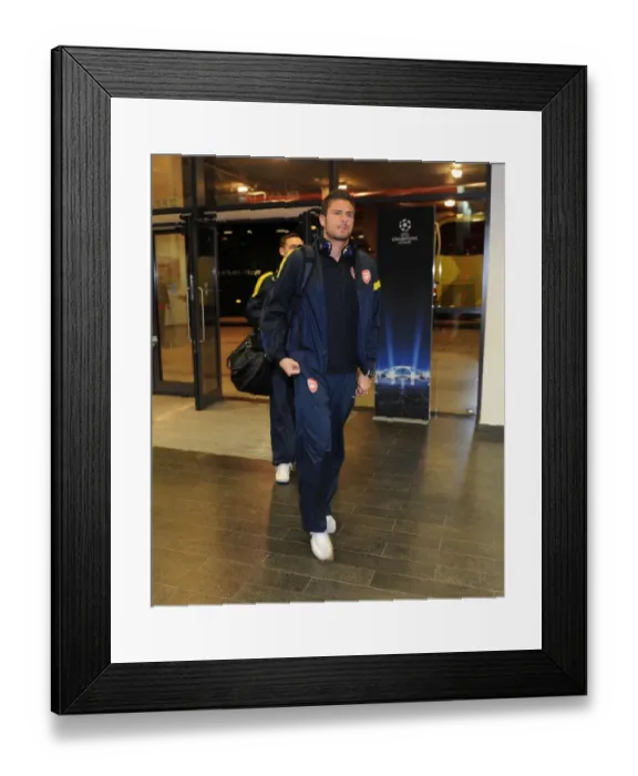 Framed Print : Arsenal FC vs Olympiacos FC: Olivier Giroud Pre-Match, UEFA Champions League 2012-13