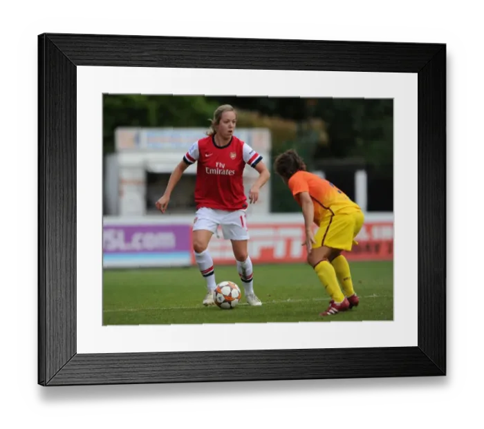 Framed Print : Arsenal Ladies vs Barcelona: Gemma Davison vs Laura Gomez in UEFA Women's Champions League Clash