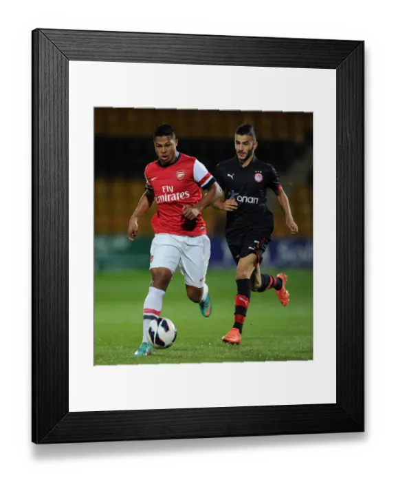 Framed Print : Arsenal's Serge Gnabry Faces Off Against Olympiacos Dimitrios Siopis in NextGen Series Clash Framed Print : Arsenal's Serge Gnabry Faces Off Against Olympiacos Dimitrios Siopis in NextGen Series Clash