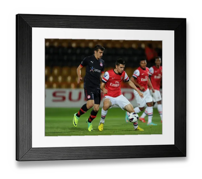Framed Print : Arsenal U19 vs Olympiacos U19: Jon Toral vs Nikos Ioannidis Clash in NextGen Series
