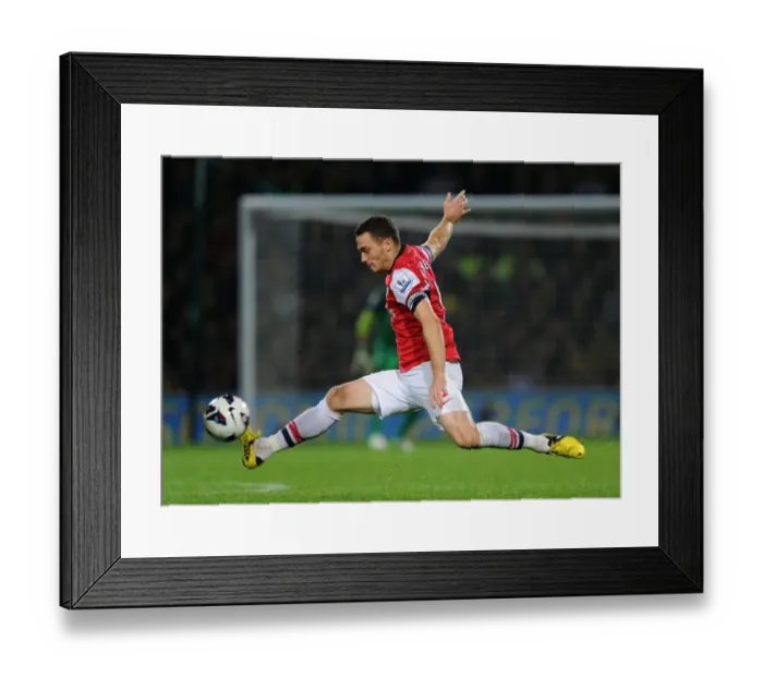 Framed Print : Thomas Vermaelen in Action: Norwich City vs Arsenal, Premier League 2012-13 Framed Print : Thomas Vermaelen in Action: Norwich City vs Arsenal, Premier League 2012-13
