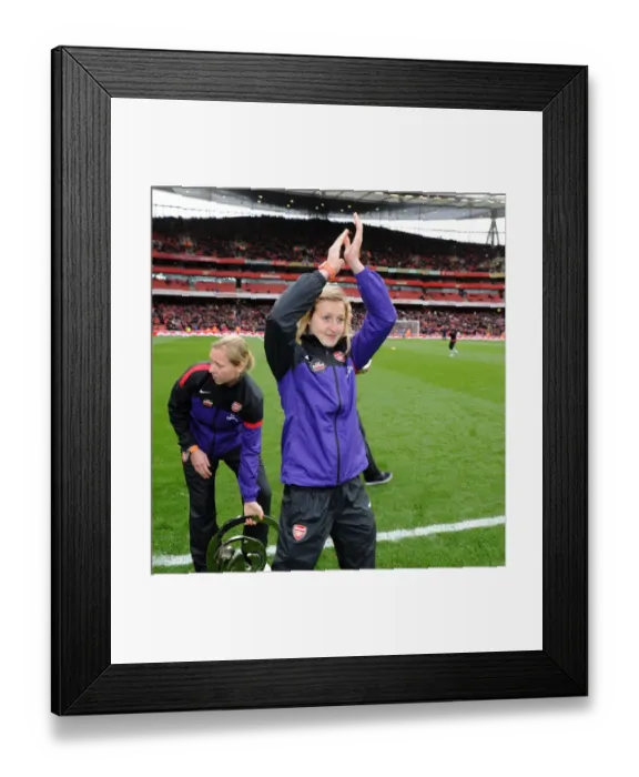 Framed Print : Ellen White (Arsenal Ladies). Arsenal 1: 0 Queens Park Rangers. Barclays Premier League