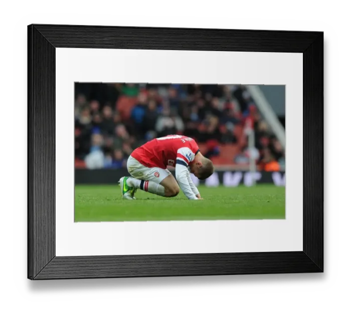 Framed Print : Jack Wilshere: Arsenal Midfielder in Action Framed Print : Jack Wilshere: Arsenal Midfielder in Action