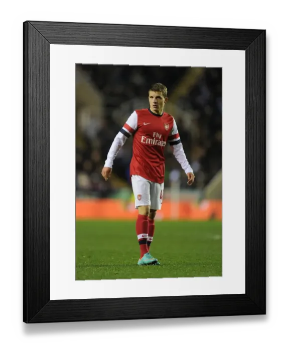 Framed Print : Arsenal's Thomas Eisfeld in Action against Reading in the Capital One Cup Framed Print : Arsenal's Thomas Eisfeld in Action against Reading in the Capital One Cup