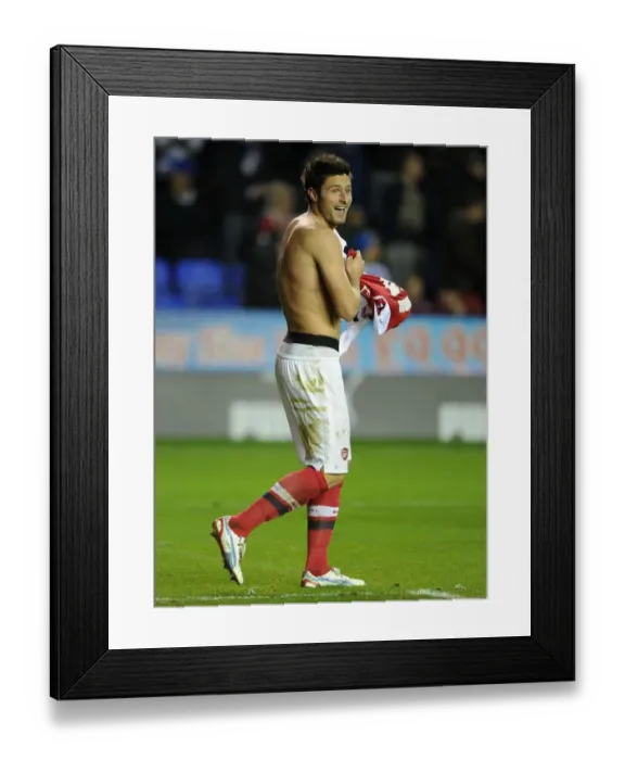 Framed Print : Olivier Giroud Celebrates Arsenal's Capital One Cup Victory over Reading Framed Print : Olivier Giroud Celebrates Arsenal's Capital One Cup Victory over Reading
