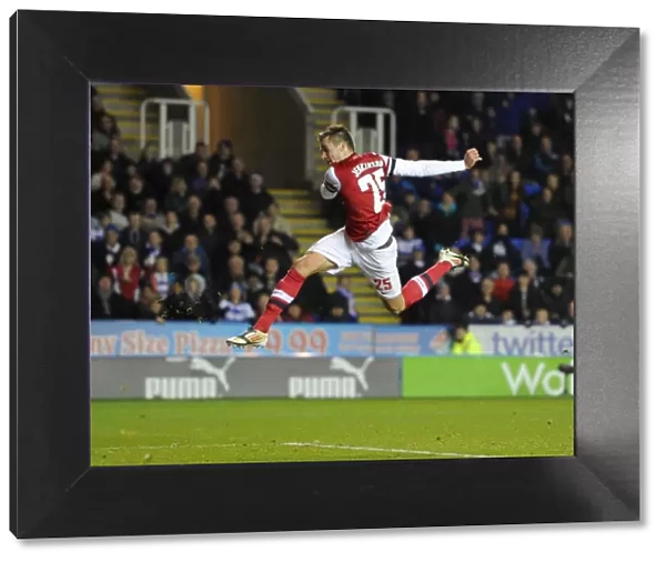 Carl Jenkinson's Strike: Arsenal's Response in Capital One Cup against Reading (5-7)