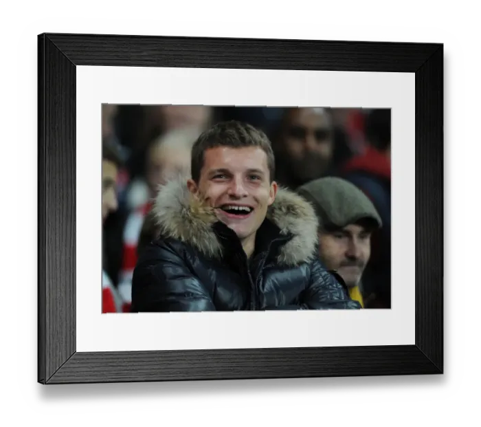 Framed Print : Thomas Eisfeld: Arsenal FC vs. FC Schalke 04, UEFA Champions League, 2012 Framed Print : Thomas Eisfeld: Arsenal FC vs. FC Schalke 04, UEFA Champions League, 2012