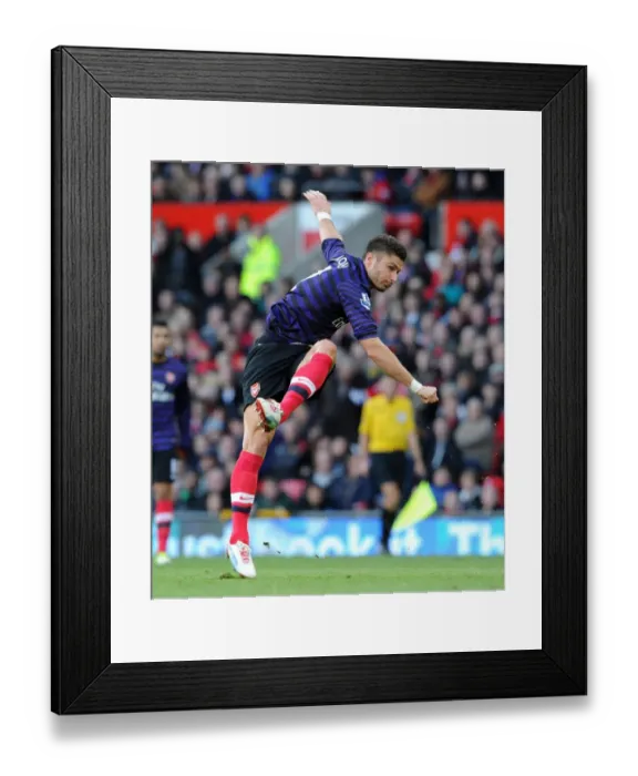 Framed Print : Giroud vs. Manchester United: Arsenal's Star Striker Battles the Red Devils, Premier League 2012-13 Framed Print : Giroud vs. Manchester United: Arsenal's Star Striker Battles the Red Devils, Premier League 2012-13