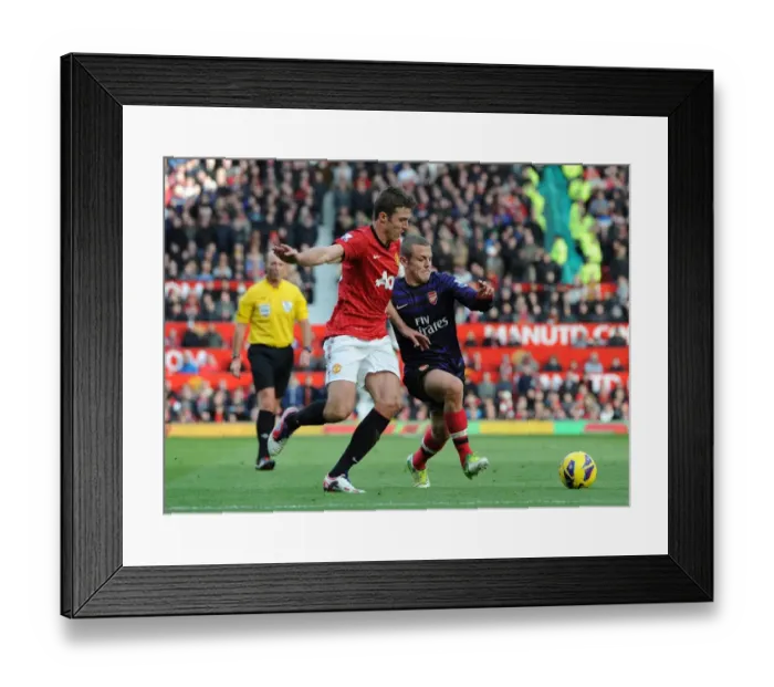 Framed Print : Jack Wilshere (Arsenal) Michael Carrick (Man Utd). Manchester United 2: 1 Arsenal