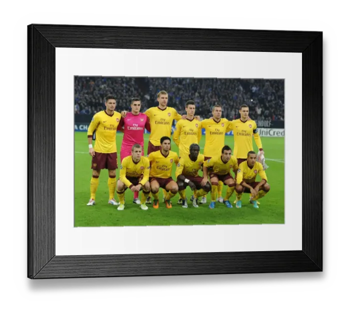 Framed Print : FC Schalke 04 v Arsenal FC - UEFA Champions League Framed Print : FC Schalke 04 v Arsenal FC - UEFA Champions League