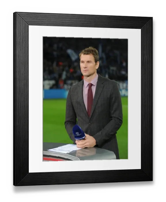 Framed Print : Arsenal Legend Jens Lehmann Returns: Schalke 04 vs. Arsenal FC, UEFA Champions League, 2012 Framed Print : Arsenal Legend Jens Lehmann Returns: Schalke 04 vs. Arsenal FC, UEFA Champions League, 2012