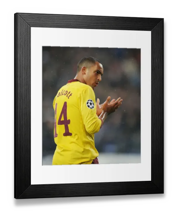 Framed Print : Theo Walcott in Action: Schalke 04 vs. Arsenal FC, UEFA Champions League (2012-13) Framed Print : Theo Walcott in Action: Schalke 04 vs. Arsenal FC, UEFA Champions League (2012-13)