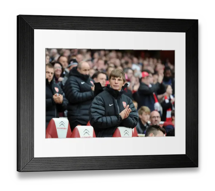 Framed Print : Andrey Arshavin (Arsenal). Arsenal 3: 3 Fulham. Barclays Premier League. Emirates Stadium, 10 / 11 / 12 Framed Print : Andrey Arshavin (Arsenal). Arsenal 3: 3 Fulham. Barclays Premier League. Emirates Stadium, 10 / 11 / 12