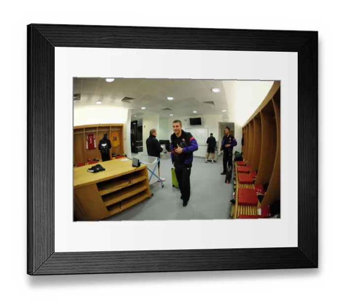 Framed Print : Arsenal's Lukas Podolski Readies for Arsenal v Fulham Clash (2012-13) Framed Print : Arsenal's Lukas Podolski Readies for Arsenal v Fulham Clash (2012-13)