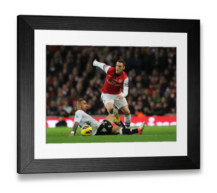 Framed Print : Thomas Vermaelen vs. Ashkan Dejagah: Battle at Emirates Stadium (Arsenal v Fulham, 2012-13) Framed Print : Thomas Vermaelen vs. Ashkan Dejagah: Battle at Emirates Stadium (Arsenal v Fulham, 2012-13)