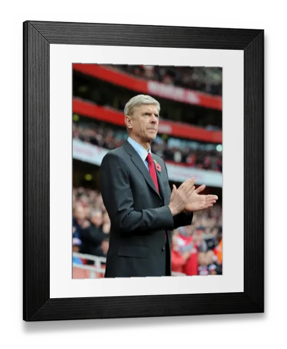 Framed Print : Arsene Wenger at Emirates Stadium: Arsenal Manager vs Fulham, Premier League (2012-13) Framed Print : Arsene Wenger at Emirates Stadium: Arsenal Manager vs Fulham, Premier League (2012-13)