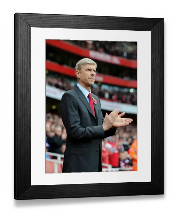 Framed Print : Arsene Wenger at Emirates Stadium: Arsenal Manager vs Fulham (2012-13)