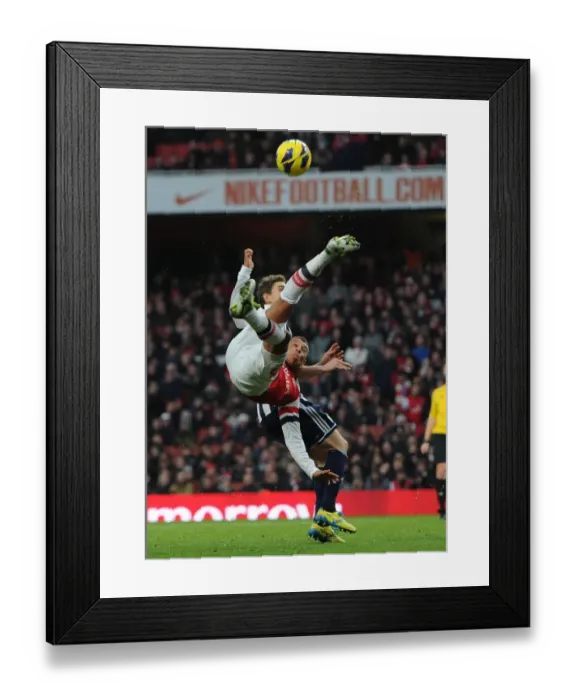 Framed Print : Alex Oxlade-Chamberlain in Action for Arsenal vs West Bromwich Albion (2012-13) Framed Print : Alex Oxlade-Chamberlain in Action for Arsenal vs West Bromwich Albion (2012-13)