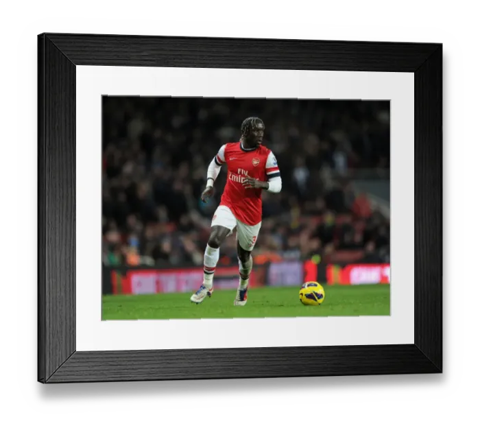 Framed Print : Bacary Sagna in Action: Arsenal vs West Bromwich Albion, Premier League 2012-13