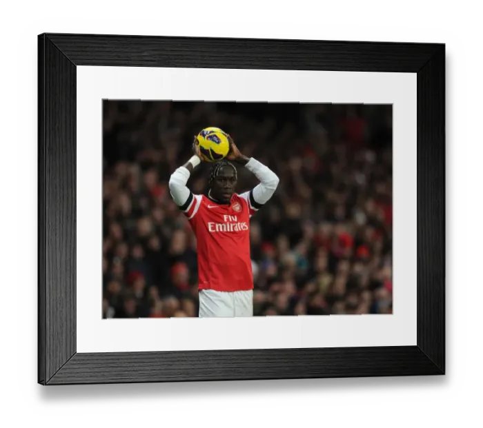 Framed Print : Bacary Sagna in Action: Arsenal vs West Bromwich Albion, Premier League 2012-13