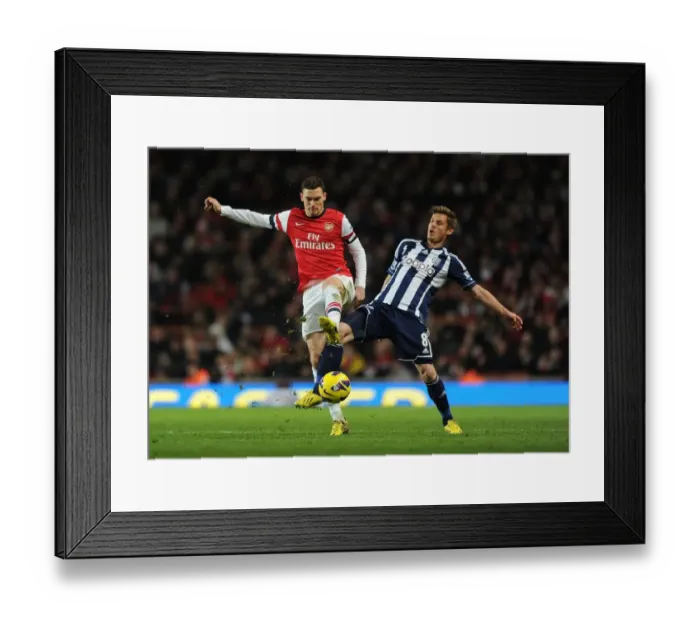 Framed Print : Arsenal vs. West Bromwich Albion: Vermaelen vs. Rosenberg Clash in Premier League Framed Print : Arsenal vs. West Bromwich Albion: Vermaelen vs. Rosenberg Clash in Premier League