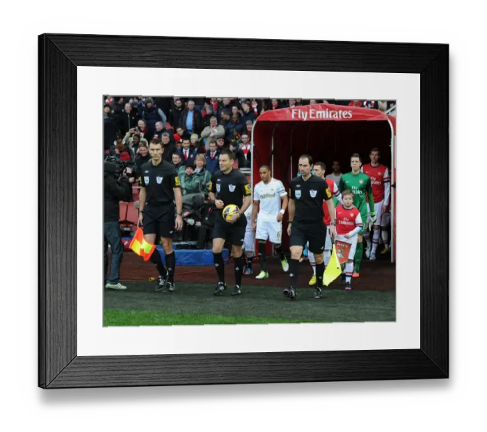 Framed Print : Arsenal vs Swansea City: Premier League Clash at Emirates Stadium (December 2012)