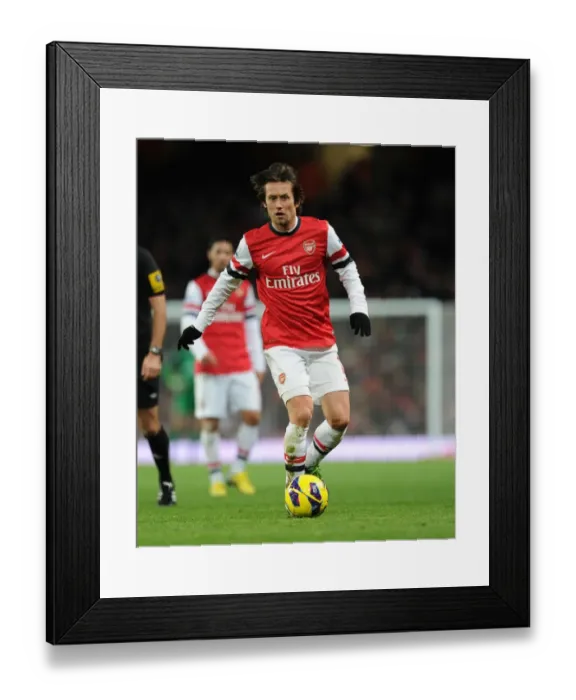 Framed Print : Arsenal's Tomas Rosicky in Action against Swansea City (2012-13) Framed Print : Arsenal's Tomas Rosicky in Action against Swansea City (2012-13)