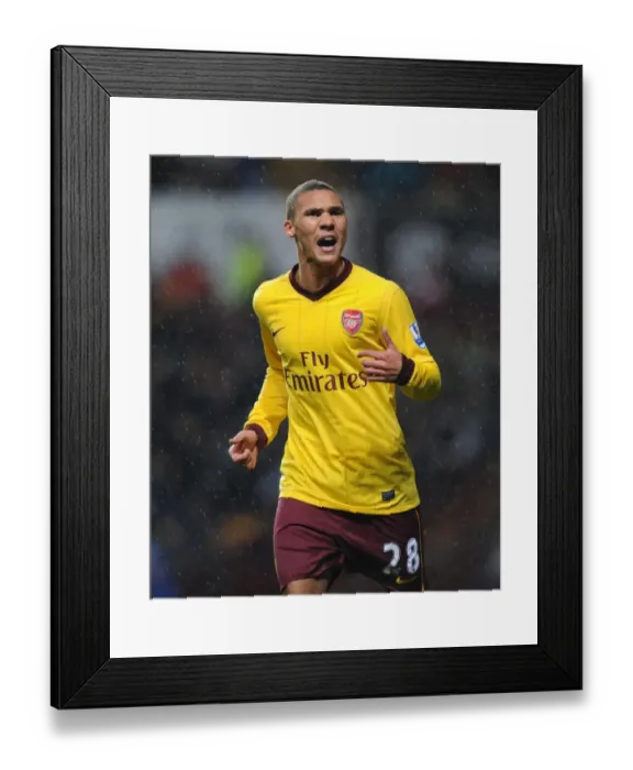 Framed Print : Kieran Gibbs in Action: Arsenal vs. Aston Villa (2012-13)