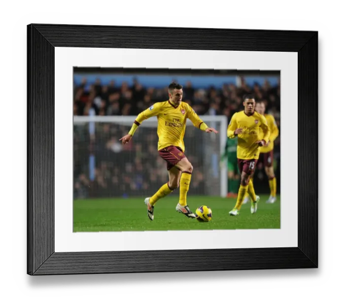 Framed Print : Carl Jenkinson: In Action for Arsenal Against Aston Villa, Premier League 2012-13 Framed Print : Carl Jenkinson: In Action for Arsenal Against Aston Villa, Premier League 2012-13