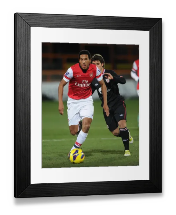 Framed Print : Isaac Hayden (Arsenal). Arsenal U19 4: 2 Athletic Bilbao U19. NextGen Series. Group Stage