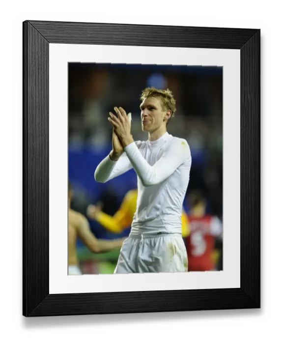 Framed Print : Per Mertesacker Celebrates with Arsenal Fans after Reading Victory, 2012-13 Premier League
