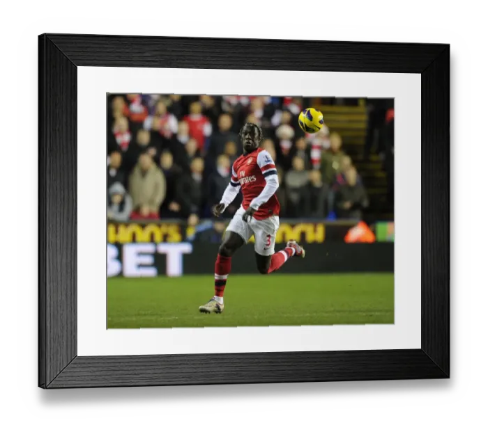 Framed Print : Bacary Sagna (Arsenal). Reading 2: 5 Arsenal. Barclays Premier League. Madejski Stadium, 17 / 12 / 12 Framed Print : Bacary Sagna (Arsenal). Reading 2: 5 Arsenal. Barclays Premier League. Madejski Stadium, 17 / 12 / 12
