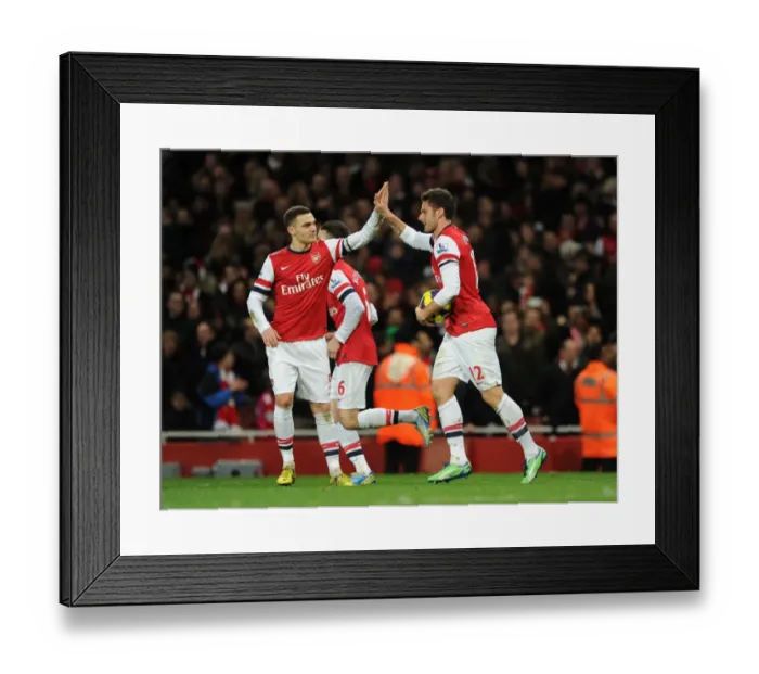 Framed Print : Olivier Giroud celebrates scoring his 2nd goal for Arsenal with Thomas Vermaelen
