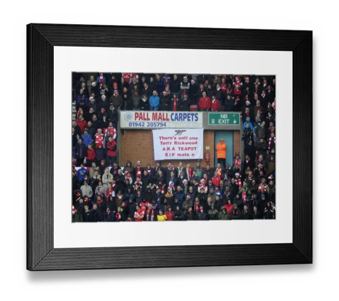 Framed Print : Arsenal fans. Wigan Athletic 0: 1 Arsenal. Barclays Premier League. The DW Stadium, Wigan, 22 / 12 / 12 Framed Print : Arsenal fans. Wigan Athletic 0: 1 Arsenal. Barclays Premier League. The DW Stadium, Wigan, 22 / 12 / 12