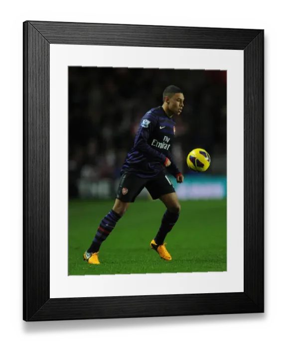 Framed Print : Alex Oxlade-Chamberlain (Arsenal). Southampton 1: 1 Arsenal. Barclays Premier League