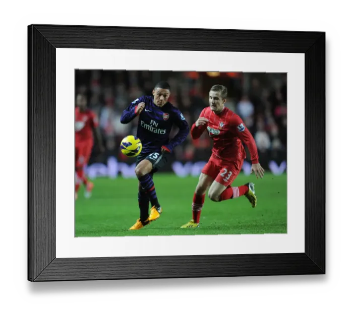 Framed Print : Clash of Young Talents: Oxlade-Chamberlain vs Shaw, Southampton vs Arsenal, Premier League 2012-13