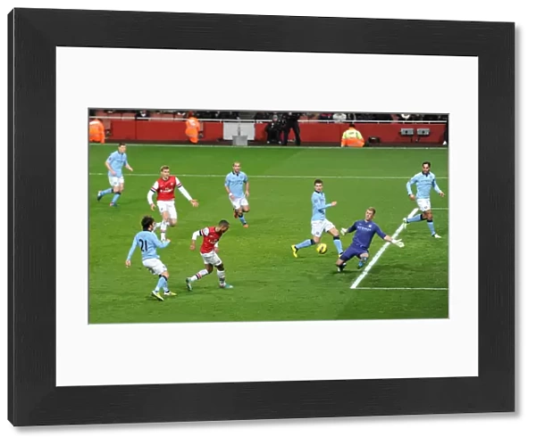 Theo Walcott (Arsenal) Joe Hart (Man City). Arsenal 0: 2 Manchester City. Barclays Premier League