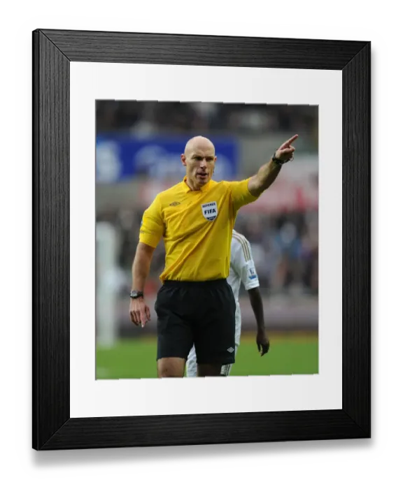 Framed Print : FA Cup Third Round: Swansea vs. Arsenal - Referee Howard Webb Overssees the Action Framed Print : FA Cup Third Round: Swansea vs. Arsenal - Referee Howard Webb Overssees the Action